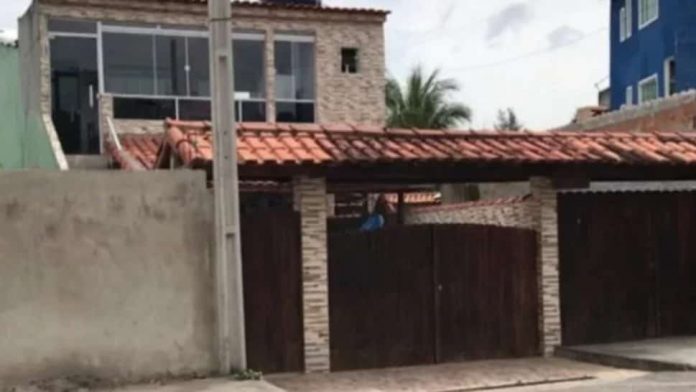 adolescente_matx_a_sus_hermanitos_de_2_y_4_axos_por_celos_2_x1x_1.jpg_1734428432-min