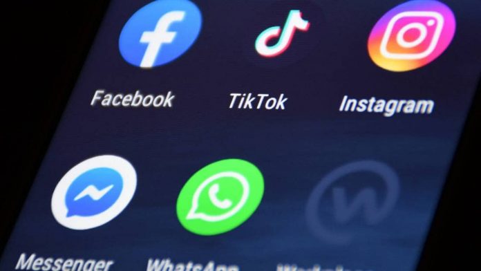 whatsapp-facebook-5-min