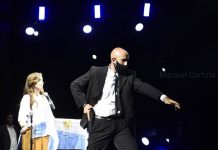 El momento en que un guardia de Milei amenazó con sacar un arma en pleno acto