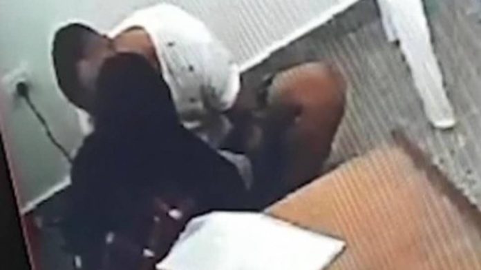 besos_1_crop1641299195982.jpg_1734428432-min