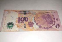 Pagan hasta $10.000 por billetes de $100 que tengan este error de impresión